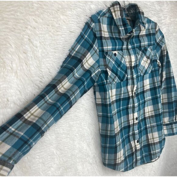 Urban Pipeline The Awesomely Soft Ultimate Flannel Boys M Button Up Plaid Shirt - Picture 3 of 5